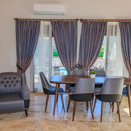 Villa Arzu - 3 Bedroom In Kayakoey Oeluedeniz