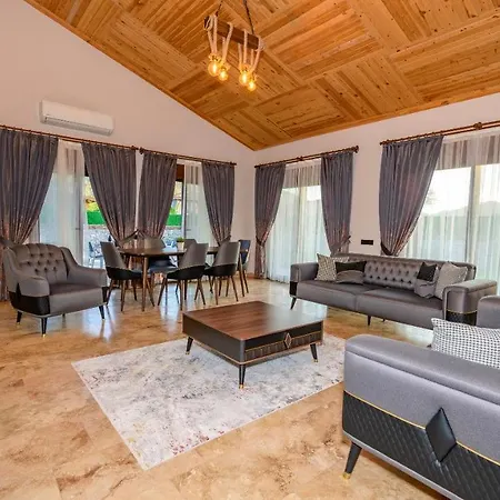 Willa Arzu - 3 Bedroom In Kayakoey Oeluedeniz Fethiye