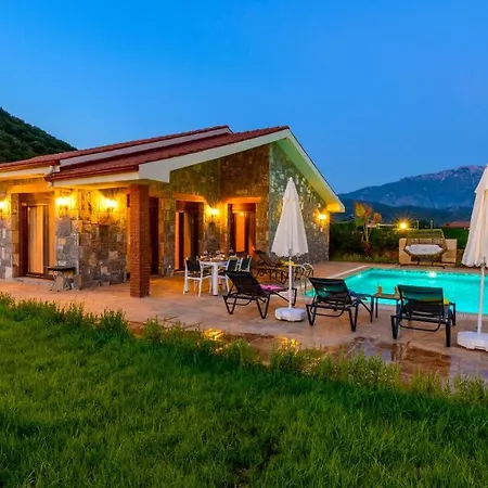 Arzu - 3 Bedroom In Kayakoey Oeluedeniz Willa Fethiye
